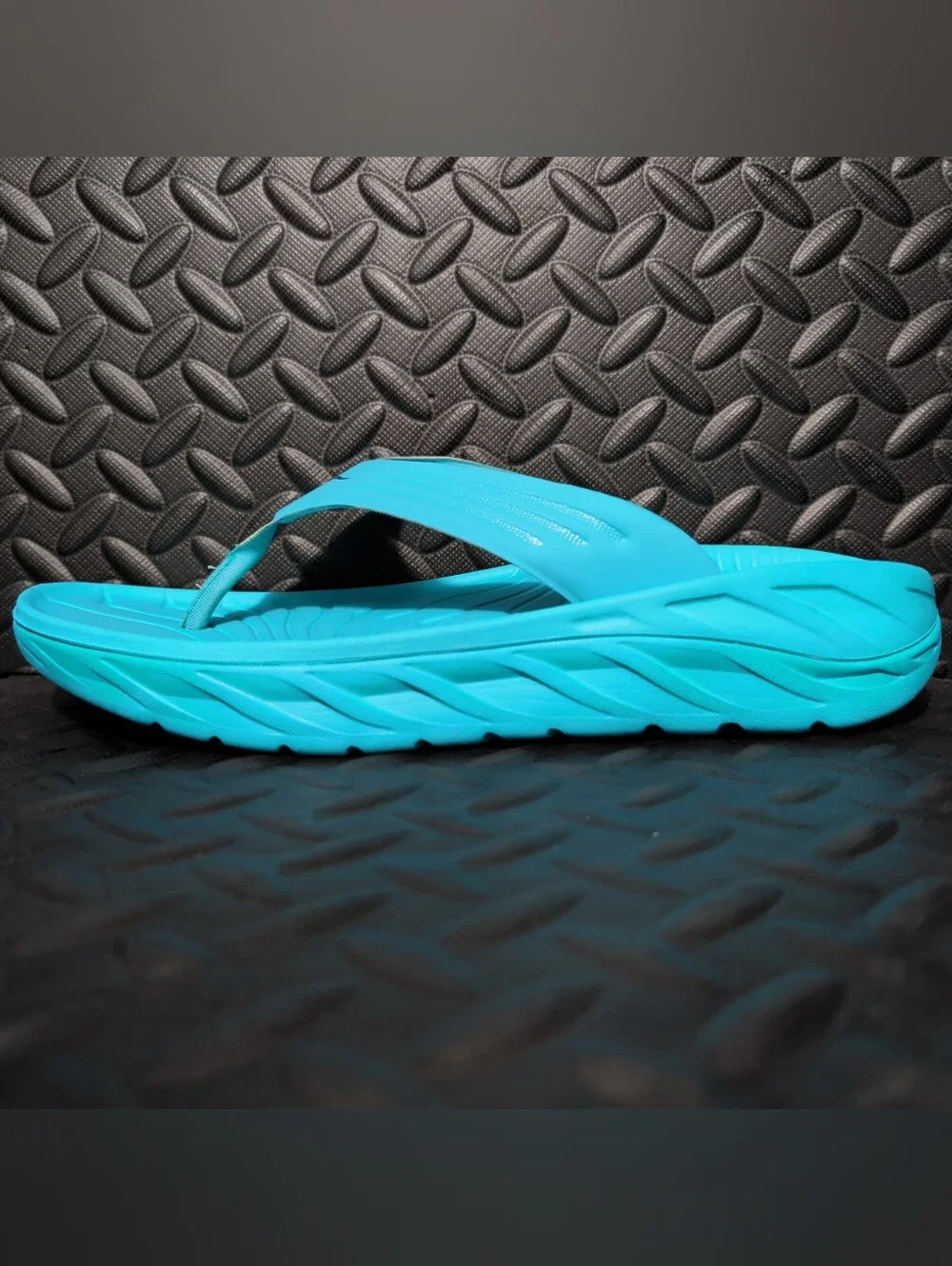 Hoka One One Ora Recovery Flip Scuba Blue/Bellwether Blue size 12